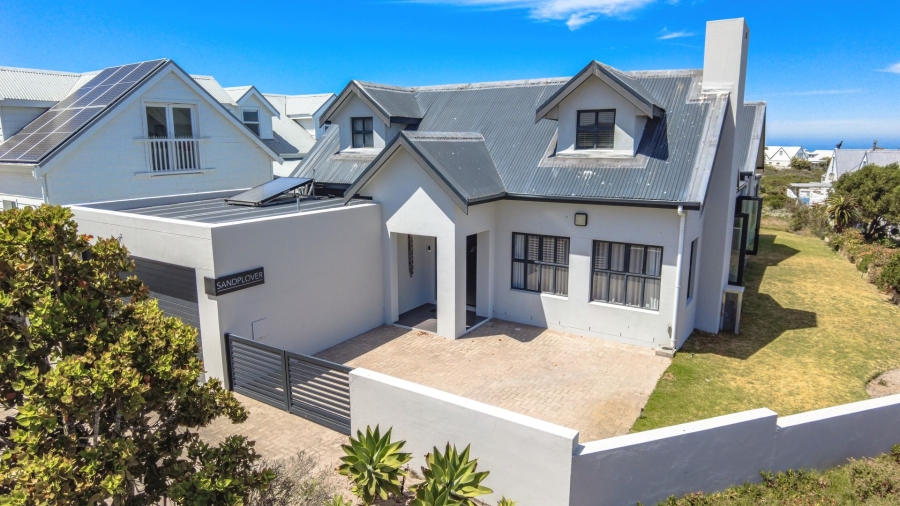 4 Bedroom Property for Sale in Grotto Bay Western Cape